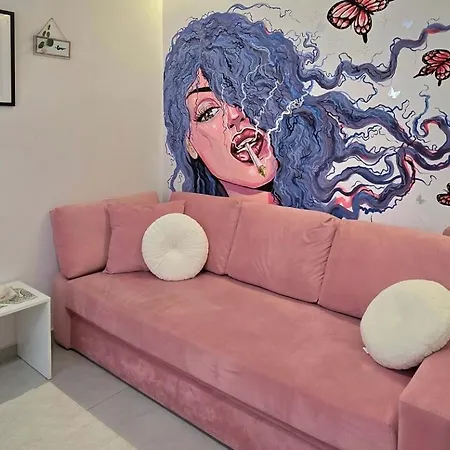 Muse Art شقة تيرانا